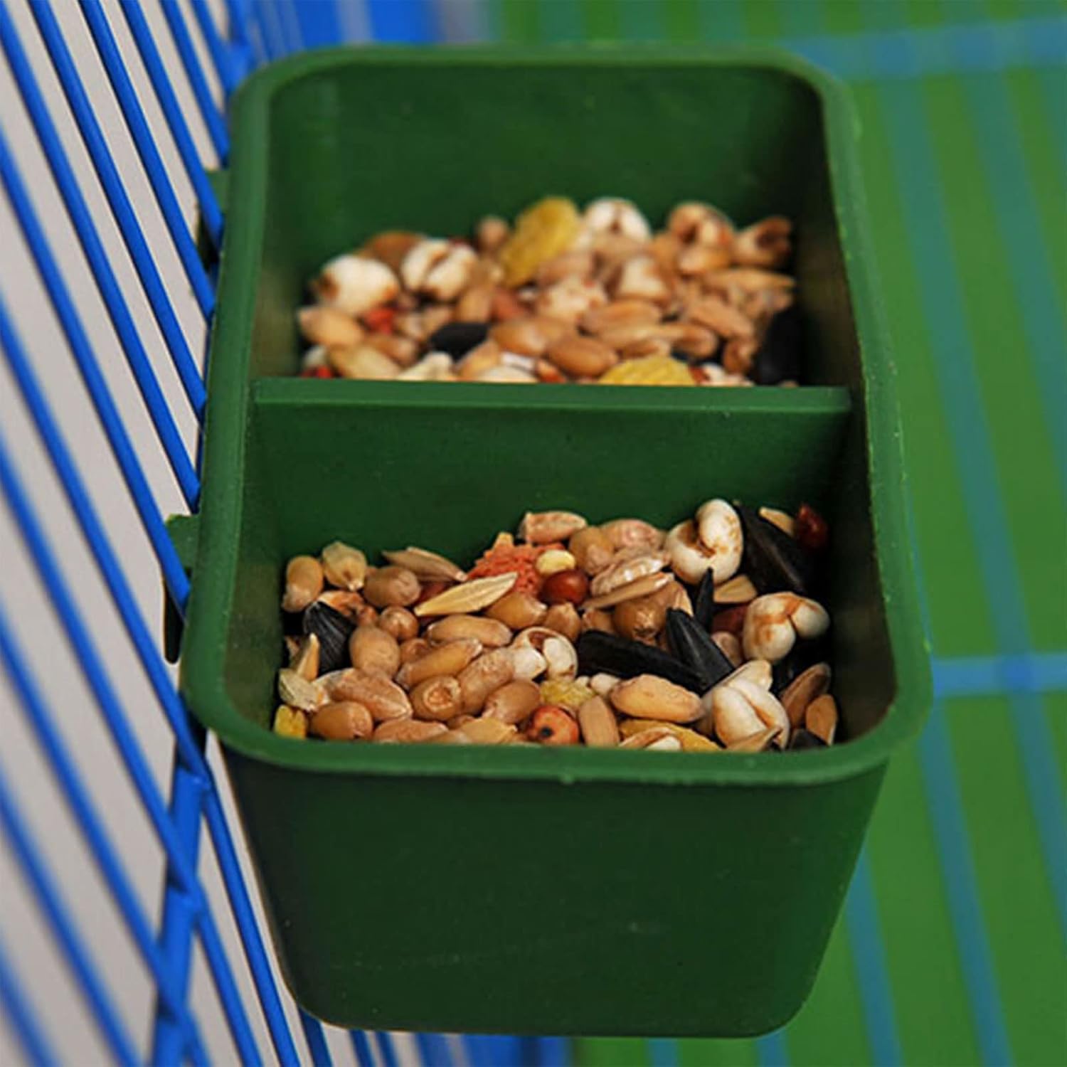 For Pigeon Water Cup Hanging Feeding Bowl Conjoined 2 Cups Design For Chicken Quail Bird Water Food Feeder For C Bird Feeder Cup For Cage - Image 2