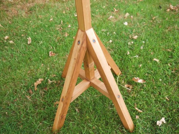Garden Mile® Traditional Wooden Bird Table Garden Birdhouse Feeder Sheltered Feeding Station Portable Free Standing Feeding Table Station Bird Houses 3 Styles. (Pagoda Style Bird Feeding Station) - Image 4
